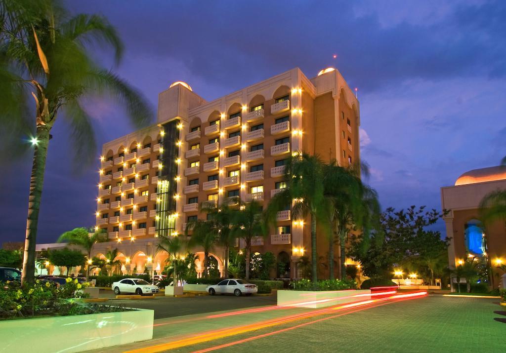 Hotel Lucerna Culiacán Exteriör bild