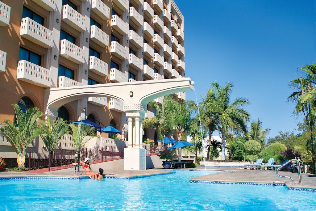 Hotel Lucerna Culiacán Exteriör bild