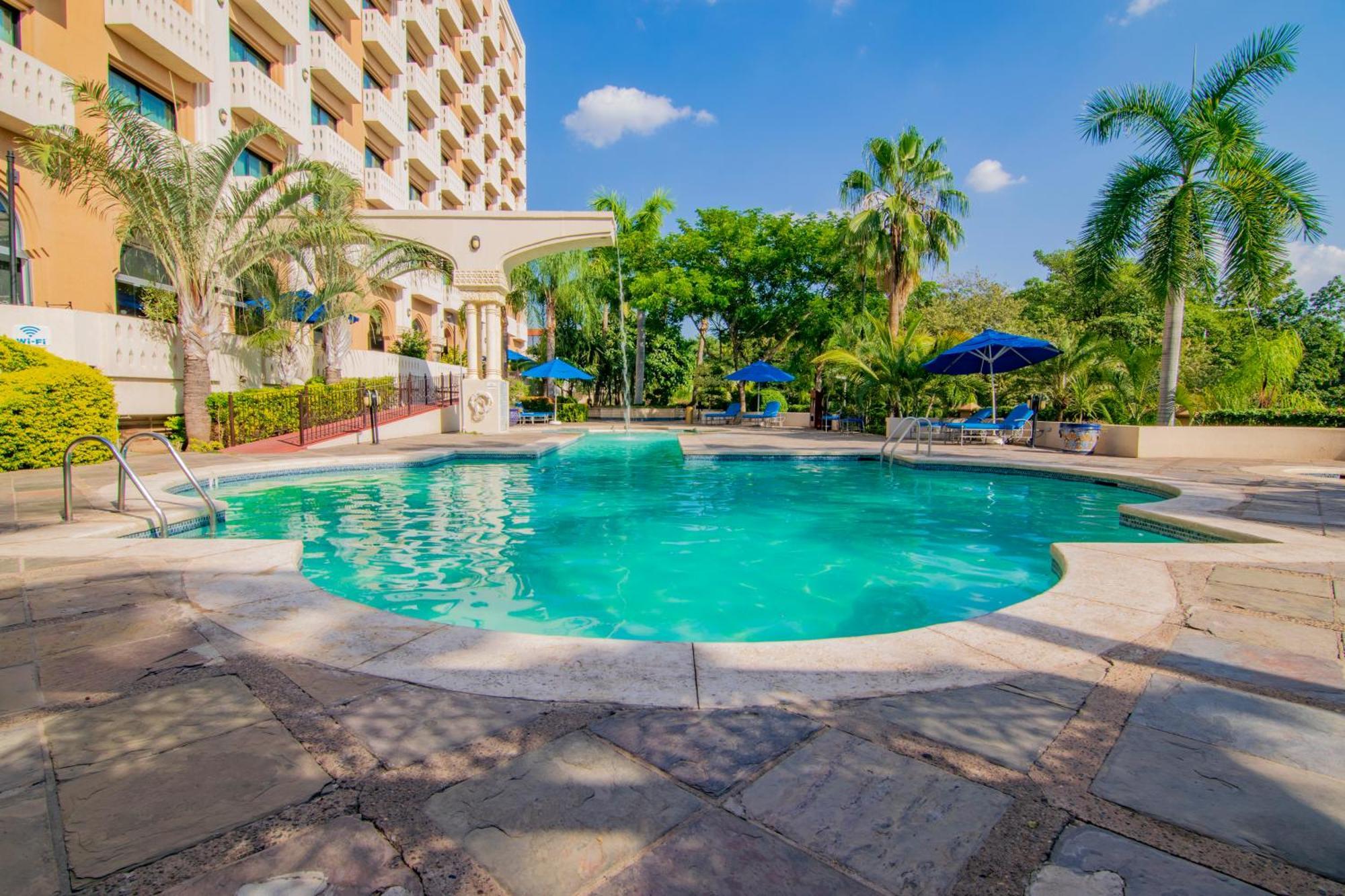 Hotel Lucerna Culiacán Exteriör bild